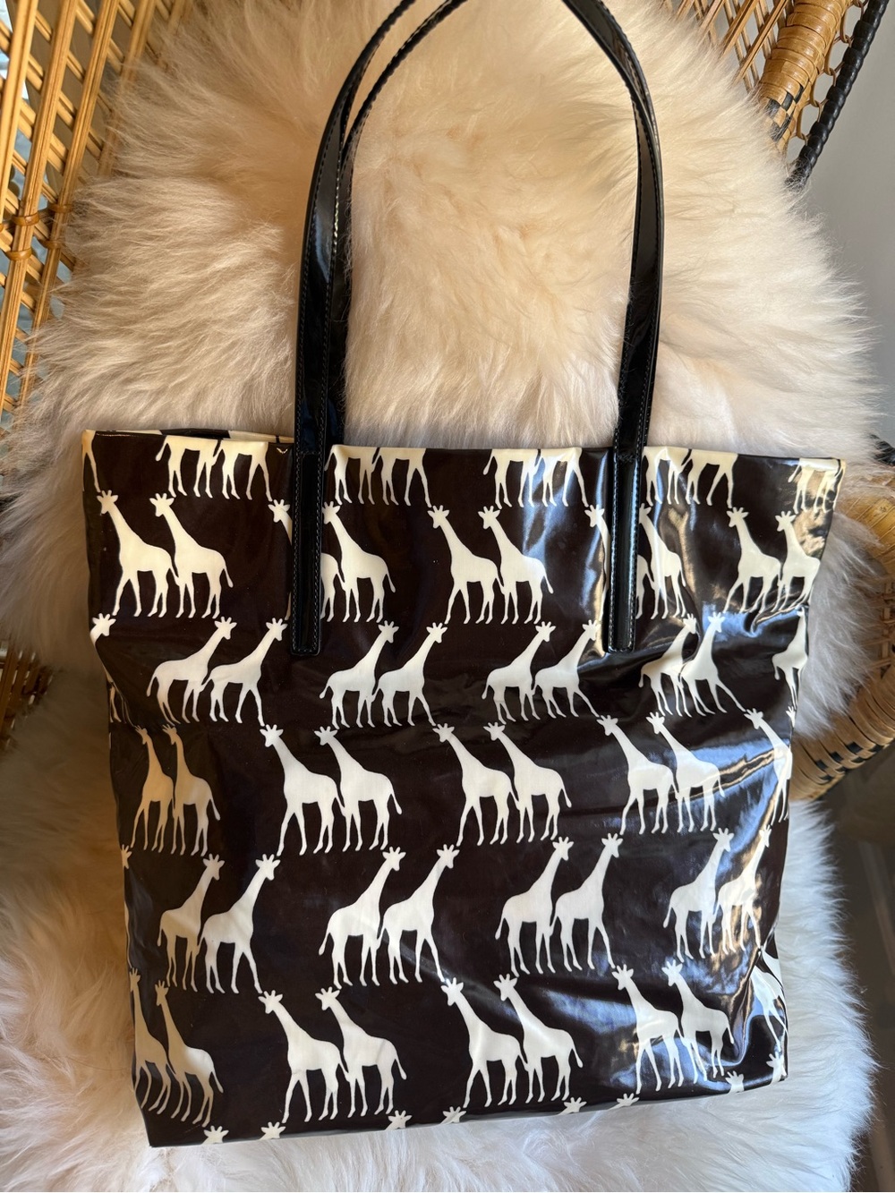 Kate Spade Daycation  Giraffe Print Bon Shopper Tote Bag - Picture 5 of 11